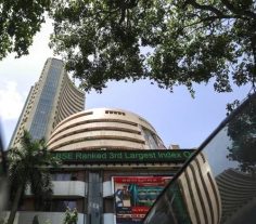 Sensex down 129 points in early trade on profit booking