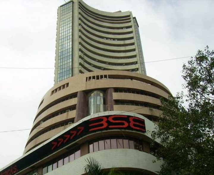 Market Live: Sensex, Nifty trade flat; ONGC, GAIL continue upmove