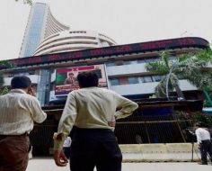 Sensex, Nifty remain flat amid weak global cues; IT stocks fall
