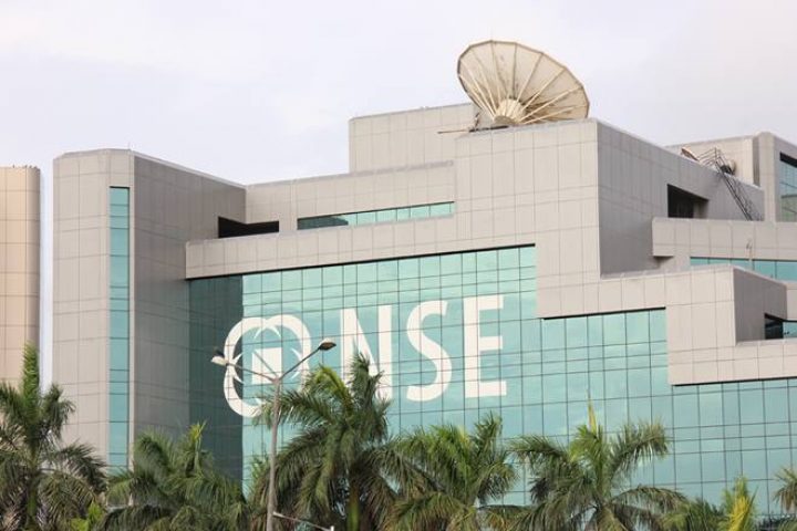 Market Live: Sensex, Nifty trade higher, RIL shares hit all-time high
