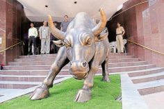 Closing bell: Sensex, Nifty close lower, Sun Pharma, ONGC top losers