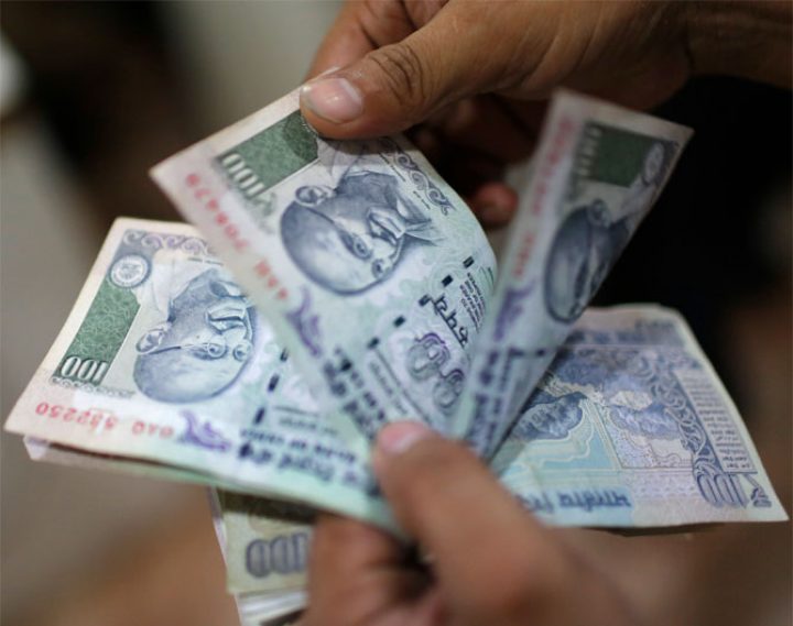 Rupee weakens by 5 paise