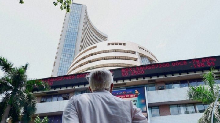 Sensex dips 111 points as BoJ, Fed verdicts loom