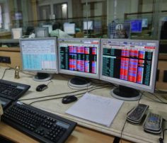 Closing bell: Sensex closes below 35,000 dragged by IT stocks, Nifty ends at 10,593