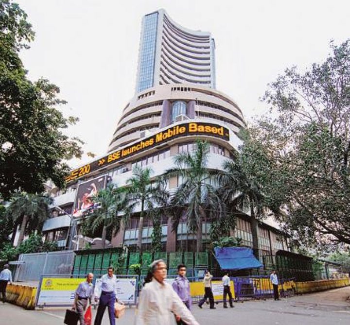 Sensex extends record run, surges 450 points; ICICI Bank, SBI up 3%