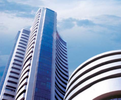 Market Live: Sensex gains 100 points, Nifty above 10100, IT, auto stocks rise