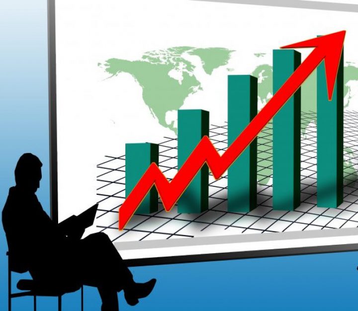 With 10K in sight, expect some short covering in underperforming stocks in F&O week