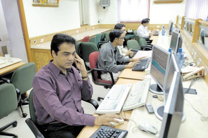 Market Live: Sensex trades flat, around 35,000; Nifty well below 10,550